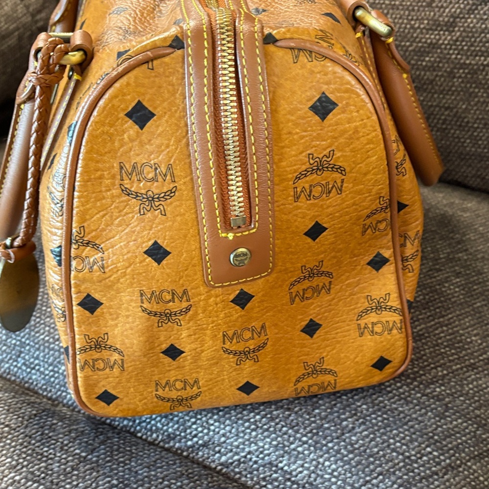 MCM Visetos Cognac Boston Bag with Princess Lion Charms - Picture 5 of 15